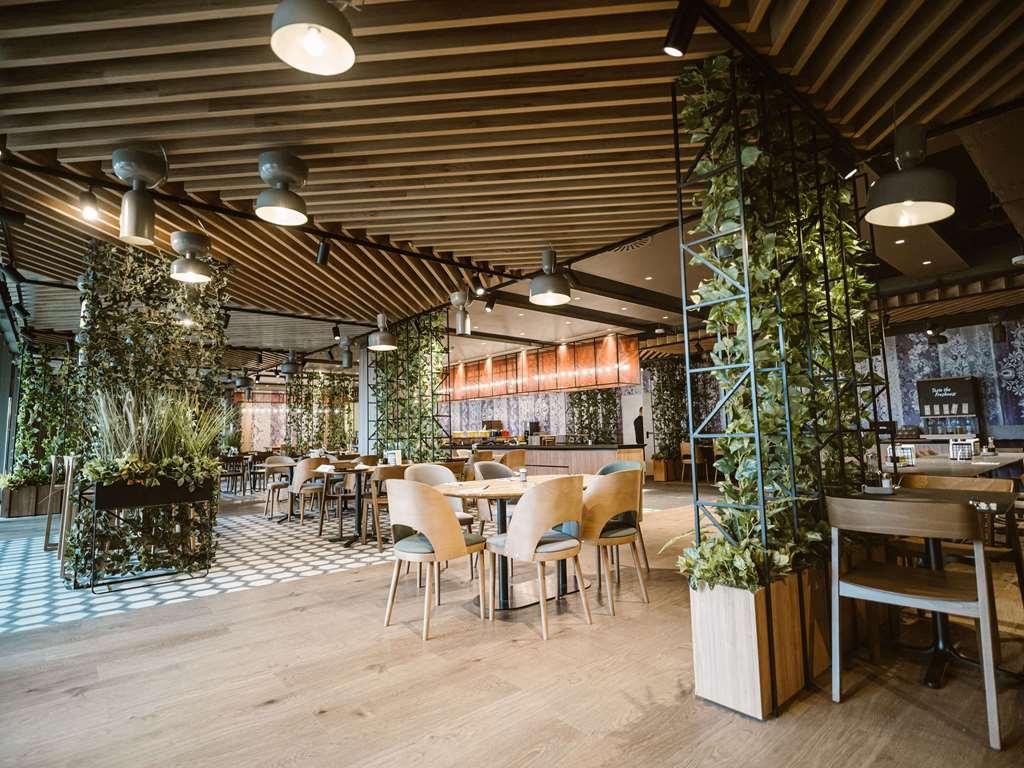 Ibis Styles Sibiu Arsenal酒店 餐厅 照片